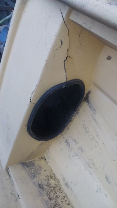 Продам лодку из стеклопластика