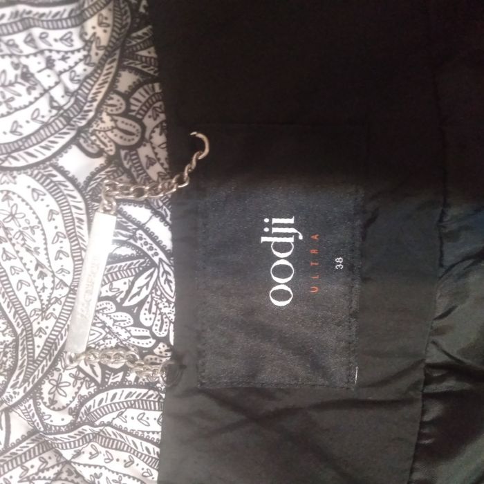 Новая продам срочно