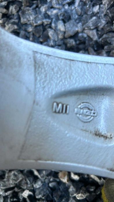 Лети джанти със зимни гуми 16"5x112 за VW и други.