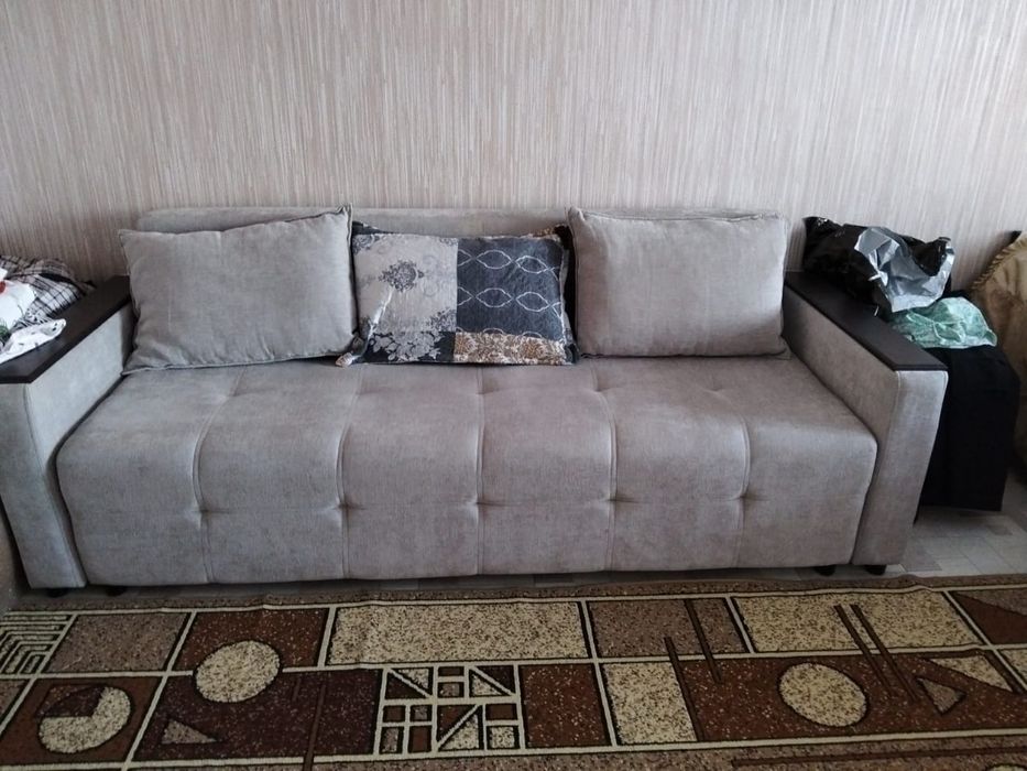 Продам новый диван