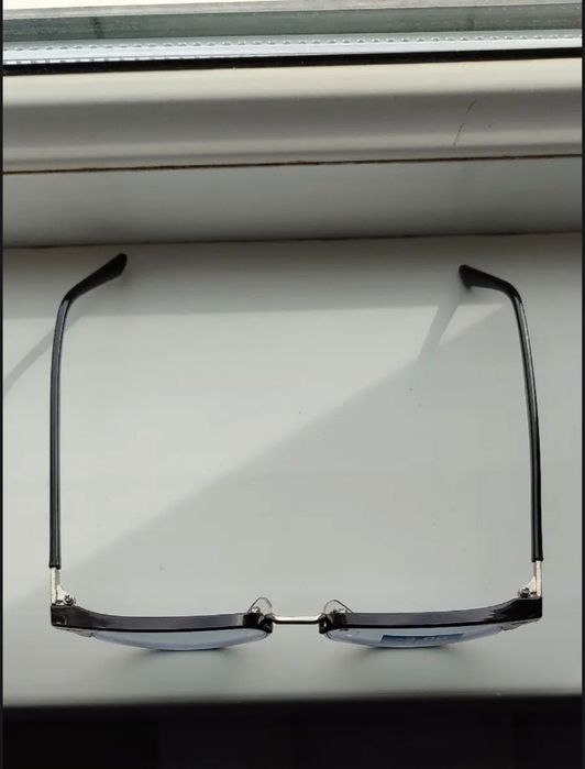 Фотохромные очки для близоруких.