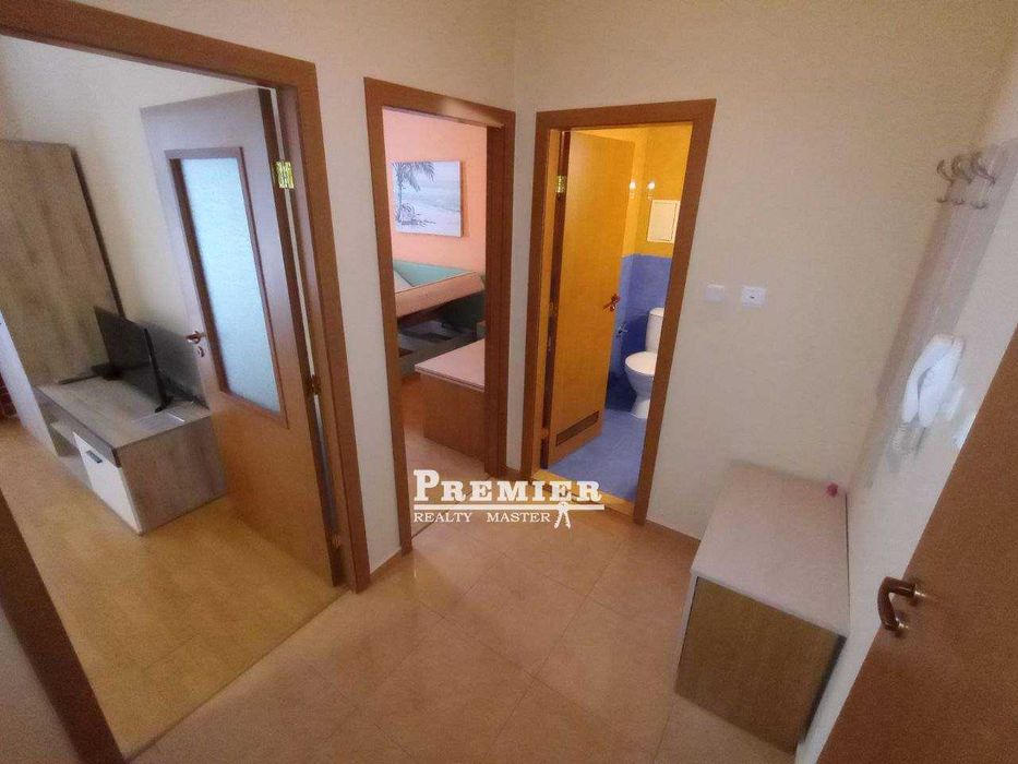 Продава се Двустаен апартамент в к.к. Слънчев бряг - 57 кв.м за 1211 €/кв.м - Снимка #14