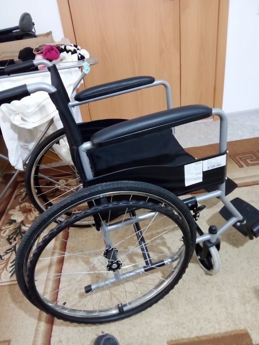 Инвалидная коляска прогулочная