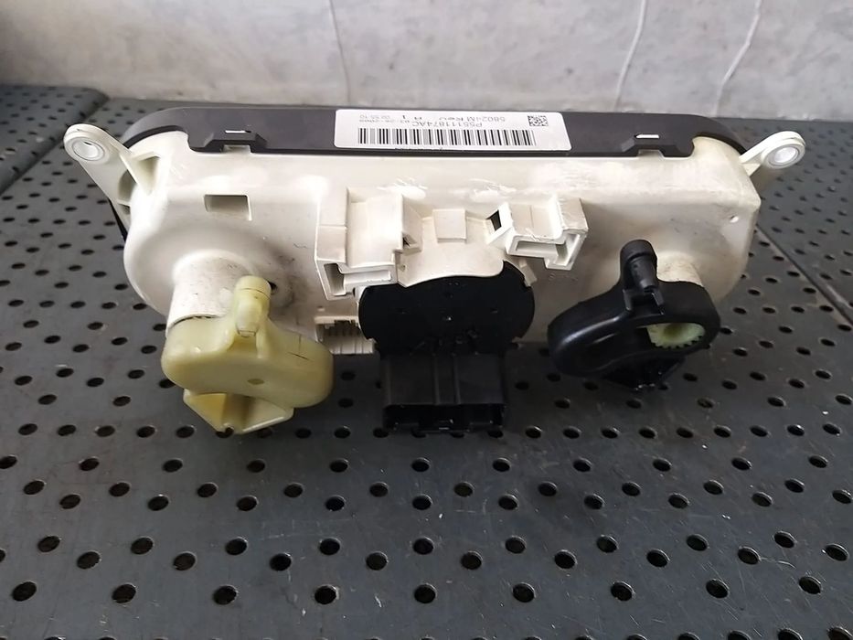 Panou comanda clima ac dodge caliber p55111874ac