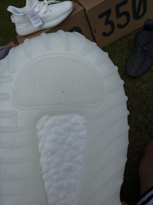 Adidas Yezzy 350 Alb - White / Premium 2026