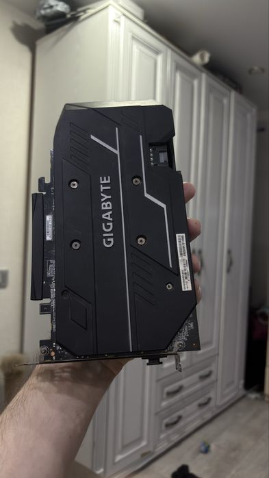 Видеокарта gtx1660s