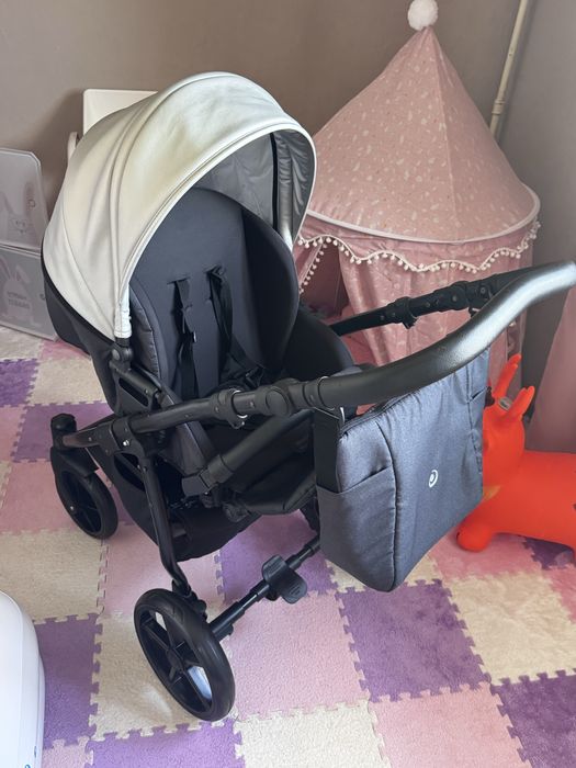 Продам коляску 2 в 1 Tutis Nova