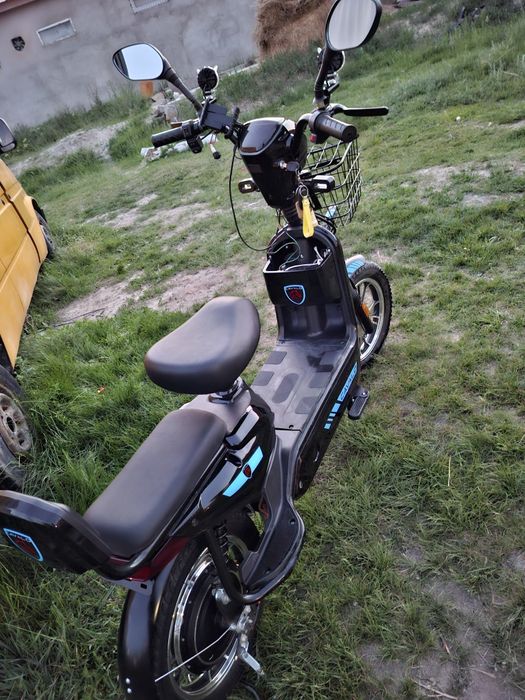 Продам.     скутер