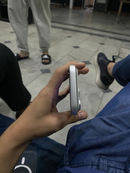 Iphone 17pro 256tali Srochni