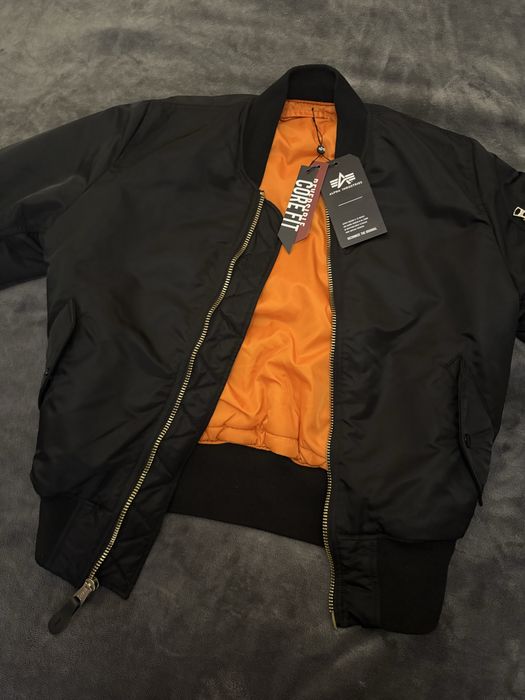 Alpha Indistries MA-1 Flight Jacket