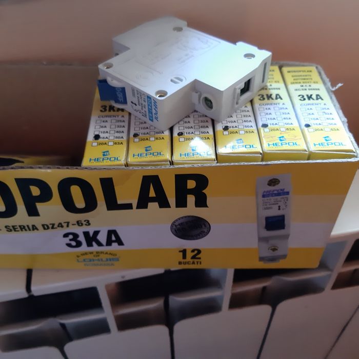 Bec halogen si bec clar E27 ,E14 Sigurante mono.