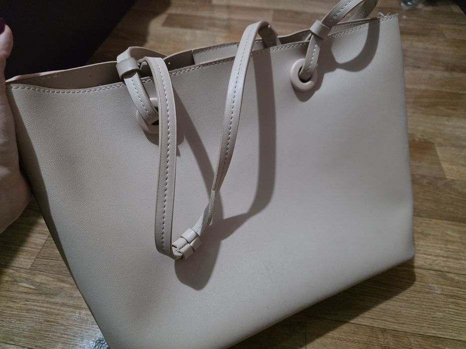 Розова дамска чанта