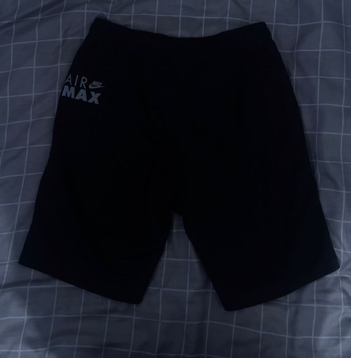 Pantaloni scurti nike air max