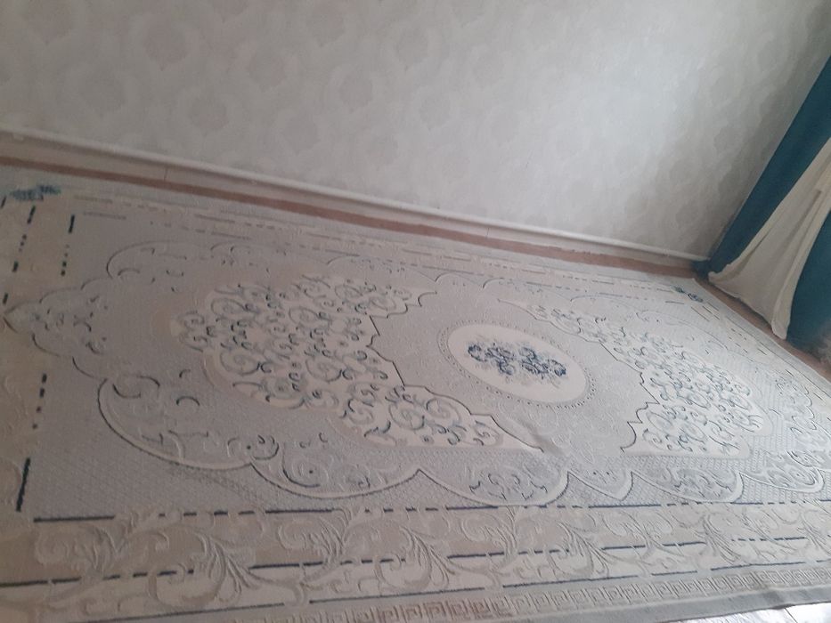 Срочно продам ковёр.3/5.