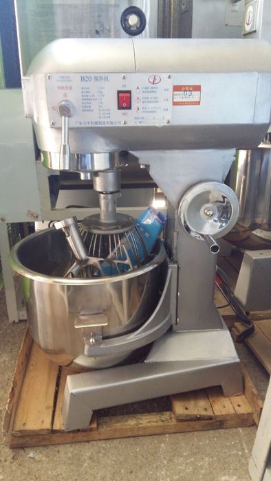 Акция! Миксер планетарный В-10