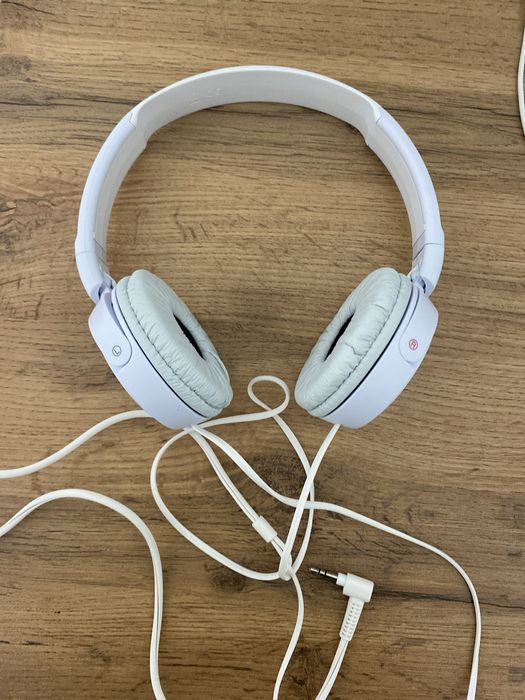 Оригинальные проводные наушники SONY