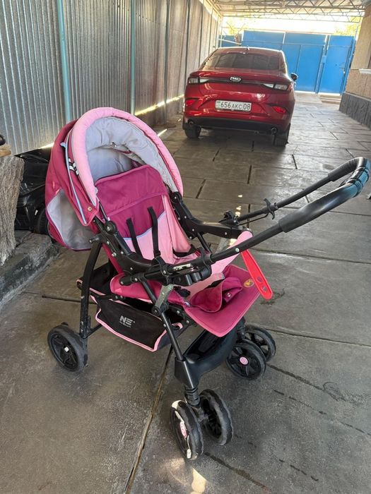 Коляска в отличном состоянии