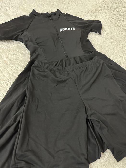 Женский купальник чёрны