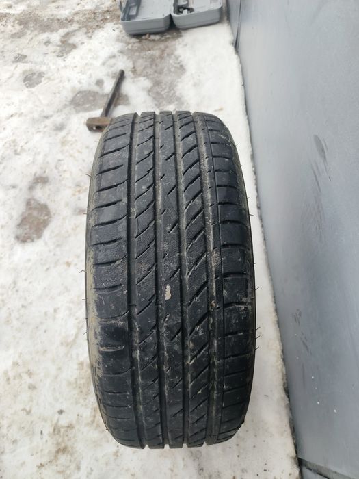 225/45/R17, 235/55/R17