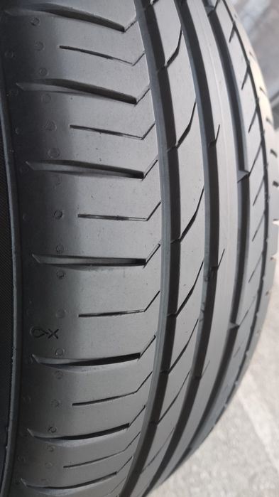 2бр. летни гуми 225/45/17 Continental 
7.36mm грайфер
dot23