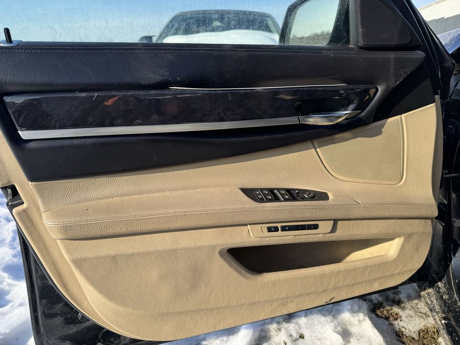 Interior bmw f02 cu masaj incalzire bancheta spate