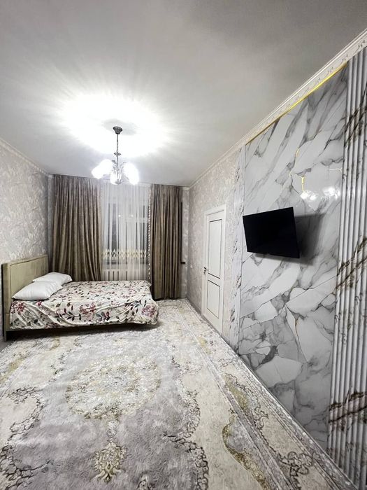 Продаю 1 комнатную квартиру метро М. Улугбек