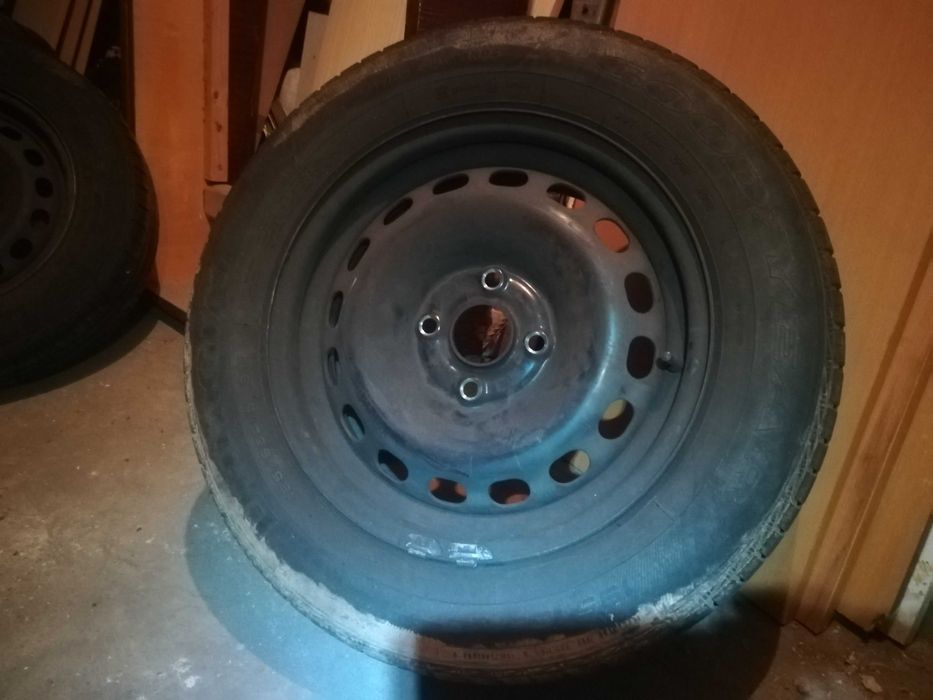 Гуми и джанти  от Ауди 80