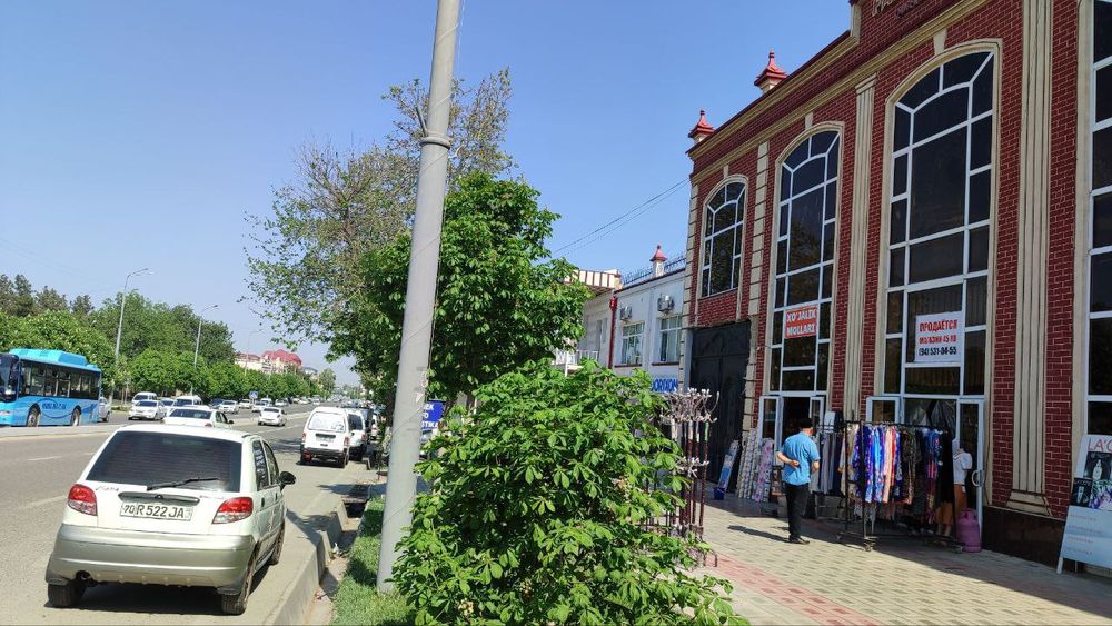 Самарканд шахрида 49 квадратли дукон сотилади