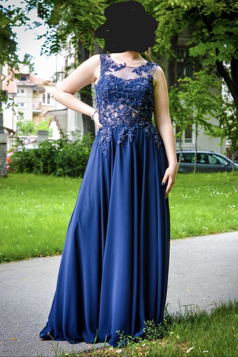 Абитуриентска рокля