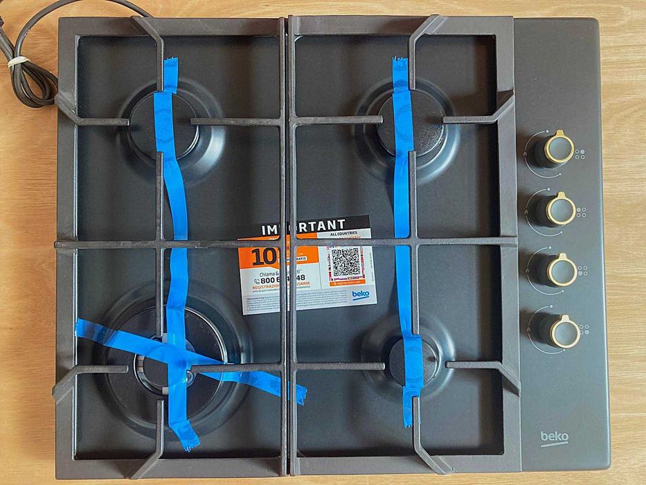 Plita pe gaz incorporabila Beko HIGG64125SAR, 4 arzatoare, arzator Wok, putere 9 kW, aprindere electrica.
