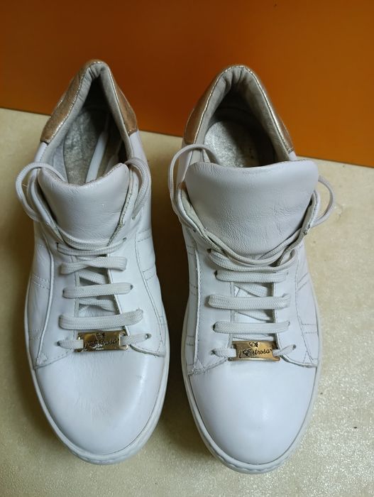 Lestrosa Italy N 40 кожени - 29 лв