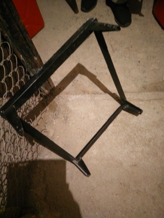 Suport metal ptr. araghaz 51.5× 43.5