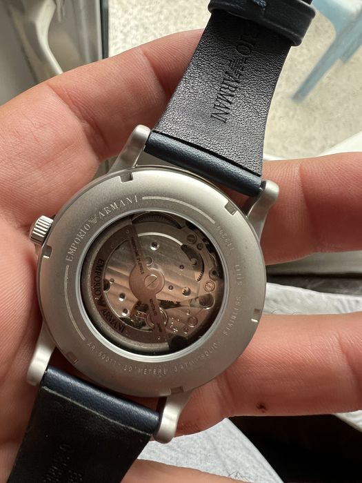 EMPORIO ARMANI скелетон часовник