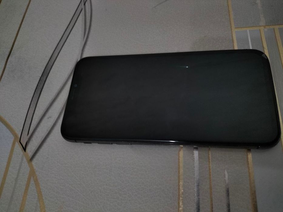 Iphone X на 64 гб