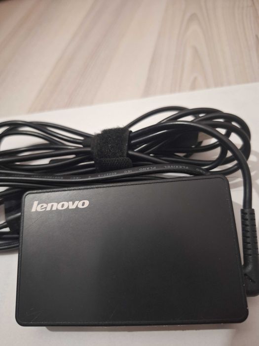 Alimentator NOU pt. laptop Lenovo Original 65W 20V 3.25A mufa dreptunghiulara – MDL:ADLX65SLC2A