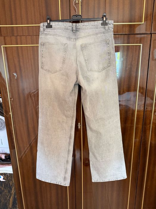Продавам дънки на Bershka