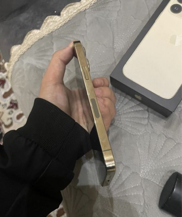 Iphone 13 Pro GOLD
