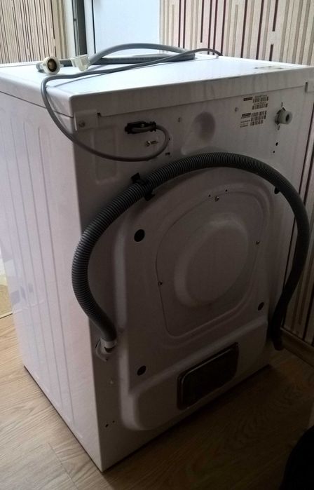 Пералня Whirlpool 6th Sense