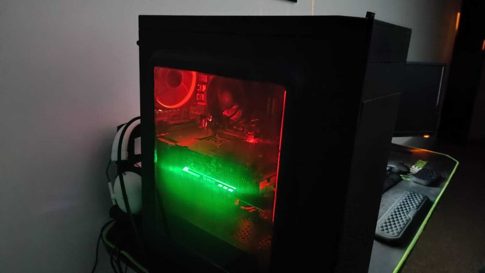 PC Gaming (Ryzen 5, GTX 1070 8GB, 16GB RAM) - SSD + 1TB HDD