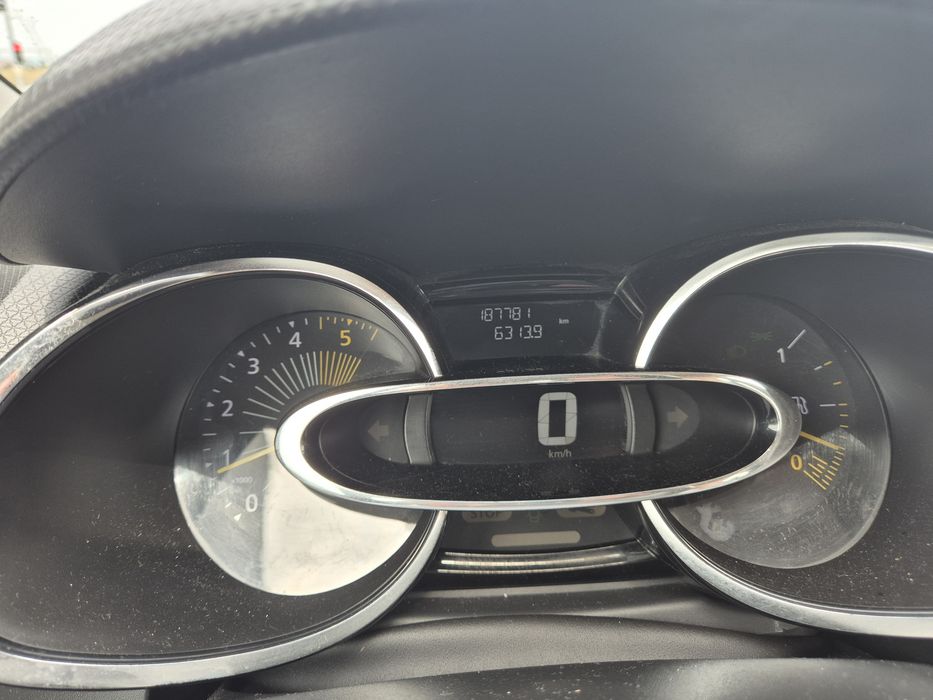Vand renault clio