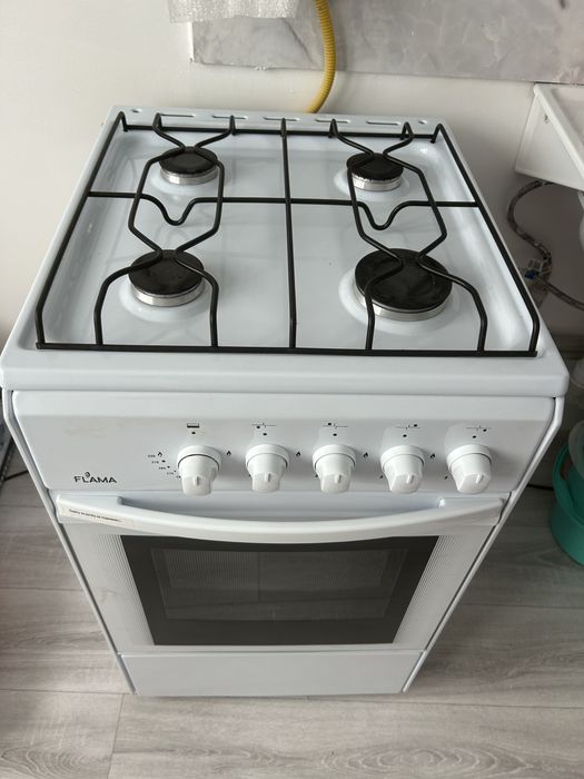 Продам газовую плиту, новая