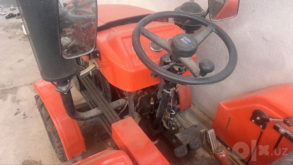 Traktor chimgan Srochno sotiladi