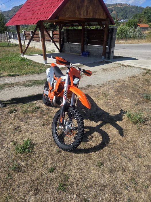 Motocicleta KTM 450 EXC F
