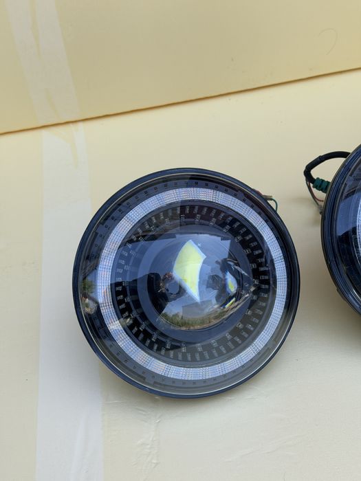 Фары Bi LED,с дхо и поворотниками