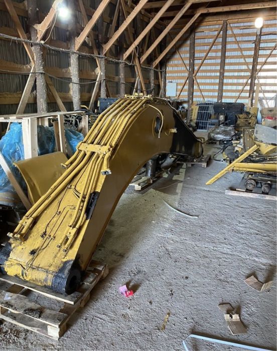 Экскаватор CAT сат разбор