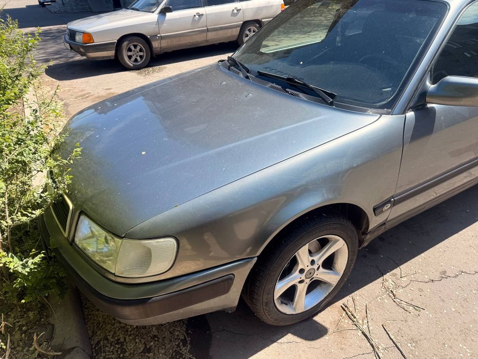 Audi 100 c4 в хорошем состояний