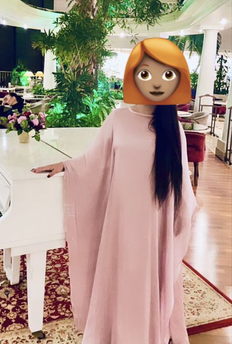 Продаю красивое нежное платье