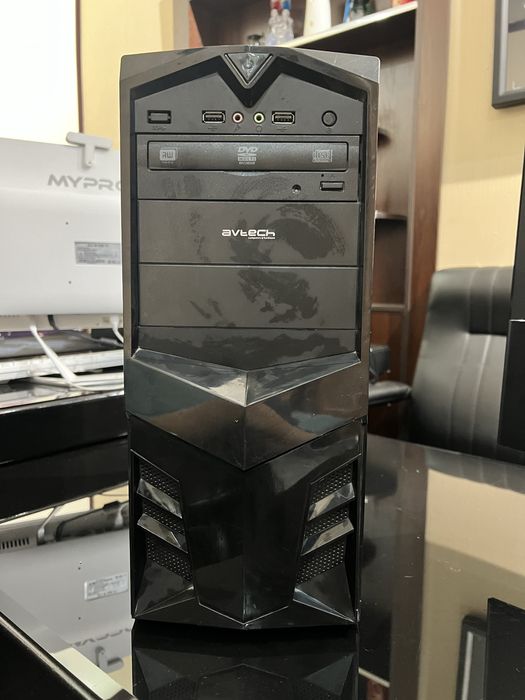 Redmi manitor i keys holati yaxshi