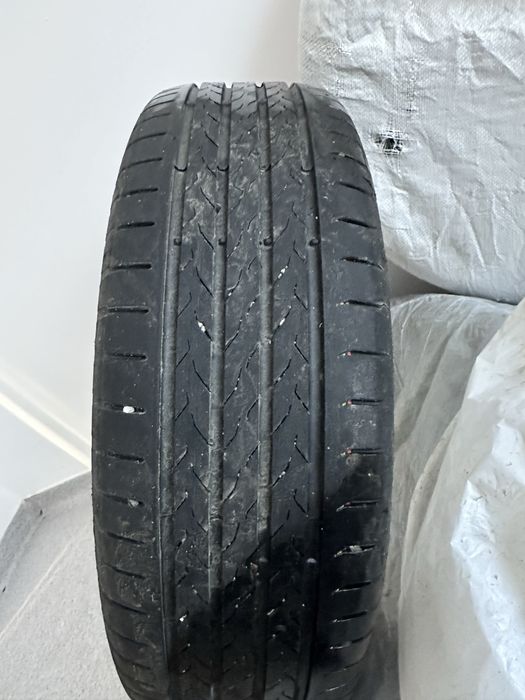 Vand cauciucuri aproape noi continental dacia duster/bigster