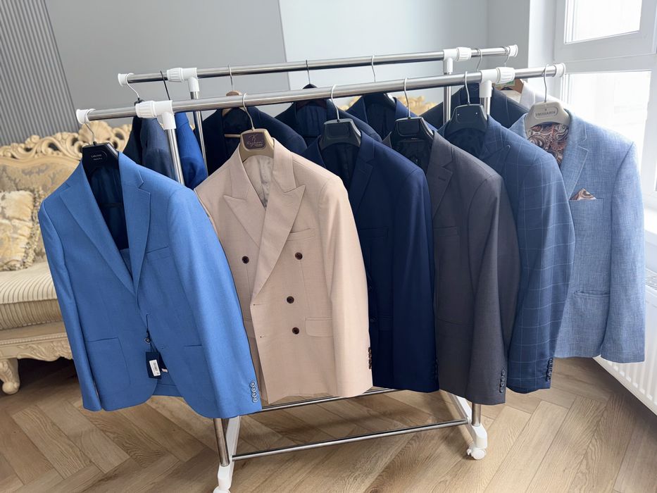 Костюмы все 5-10 тысячи